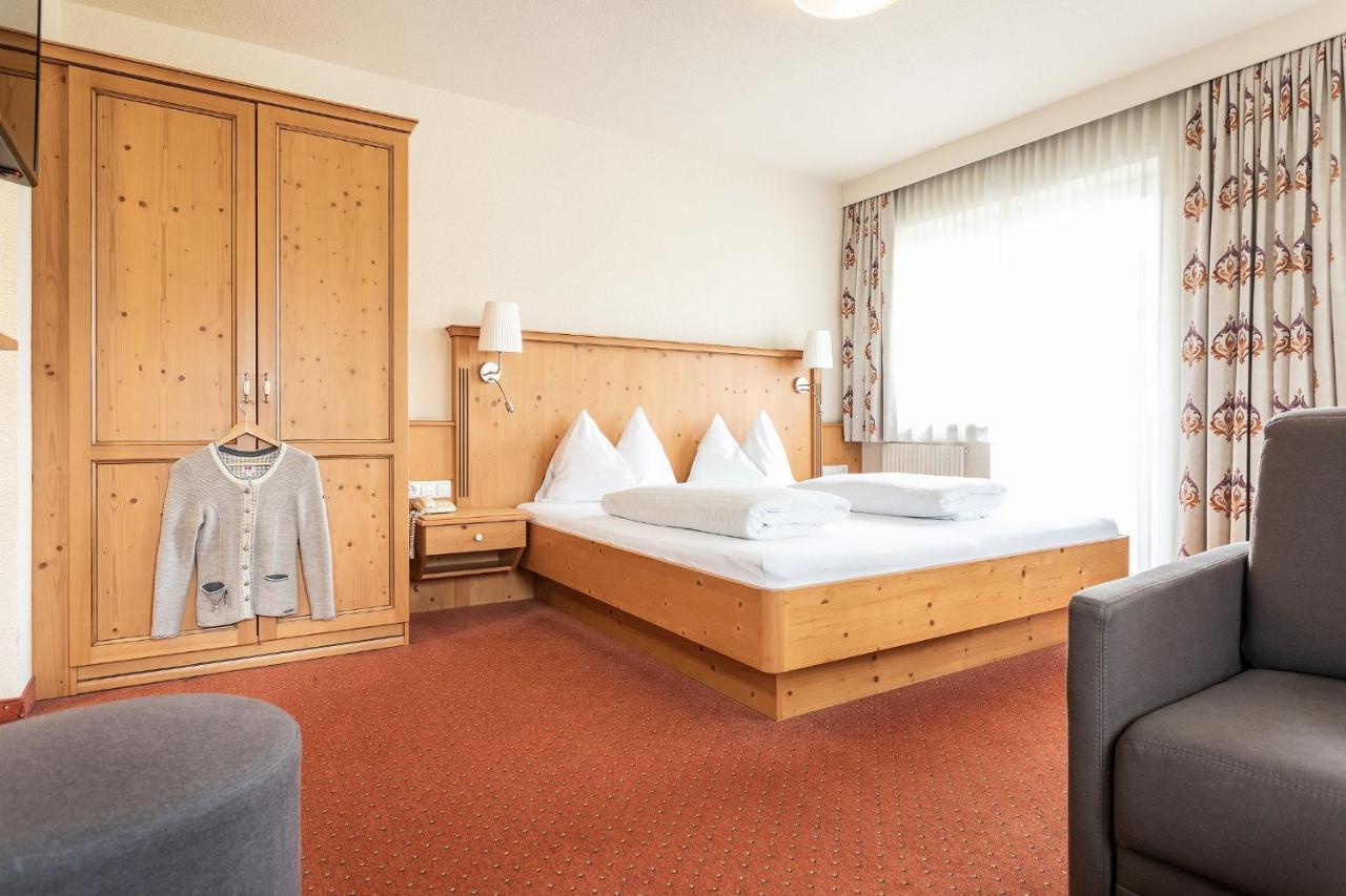 Hotel Zum Hirschen Imst Exteriör bild